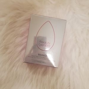 Beautyblender Bounce Foundation - Shade 1.00 C